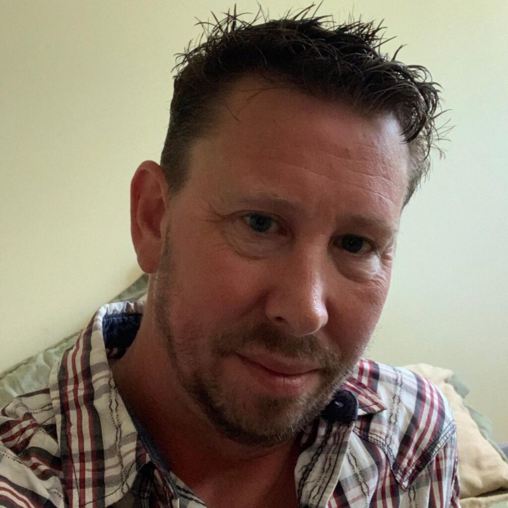 Jason Larsen (12039)